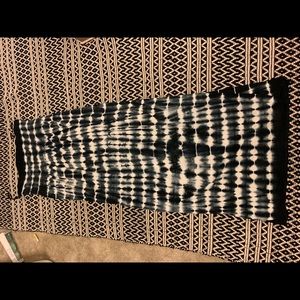 Black and white the dye strapless maxi dress